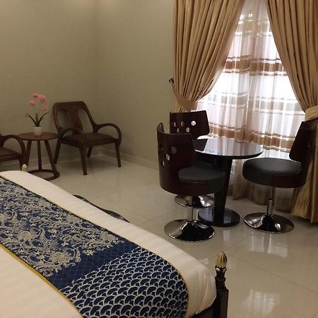 Orchards Cottage Hotel Карачі Екстер'єр фото