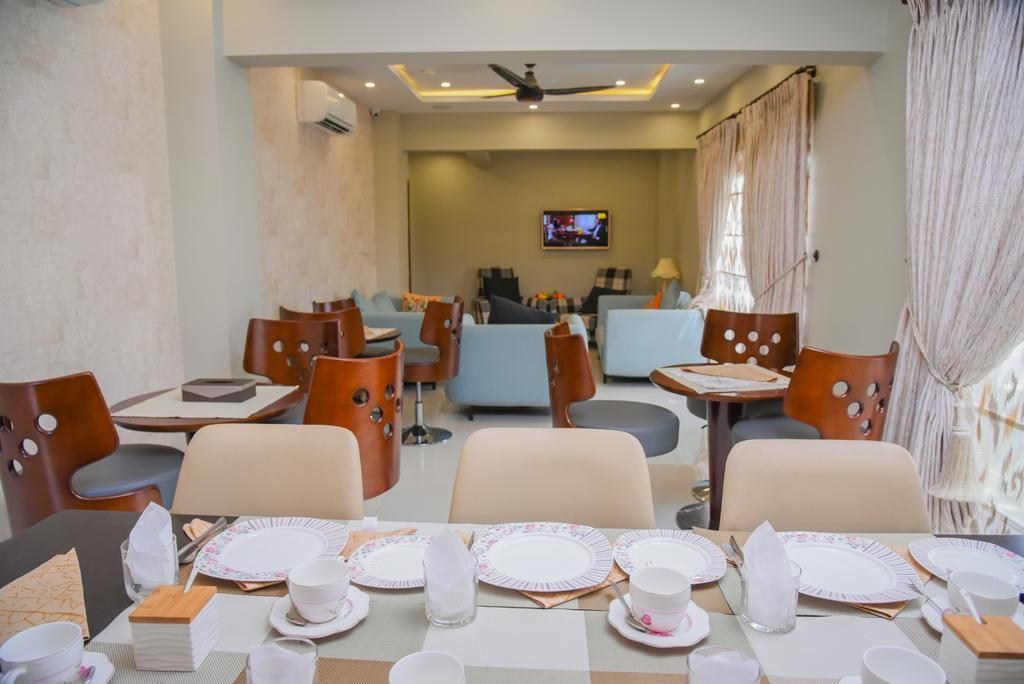 Orchards Cottage Hotel Карачі Екстер'єр фото