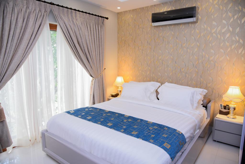 Orchards Cottage Hotel Карачі Екстер'єр фото