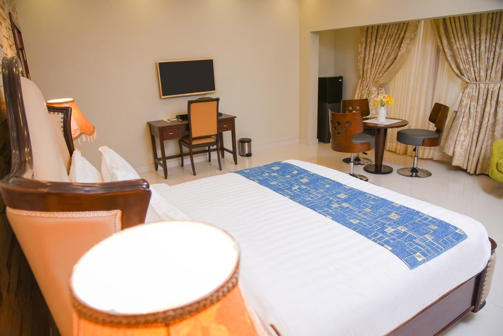 Orchards Cottage Hotel Карачі Екстер'єр фото