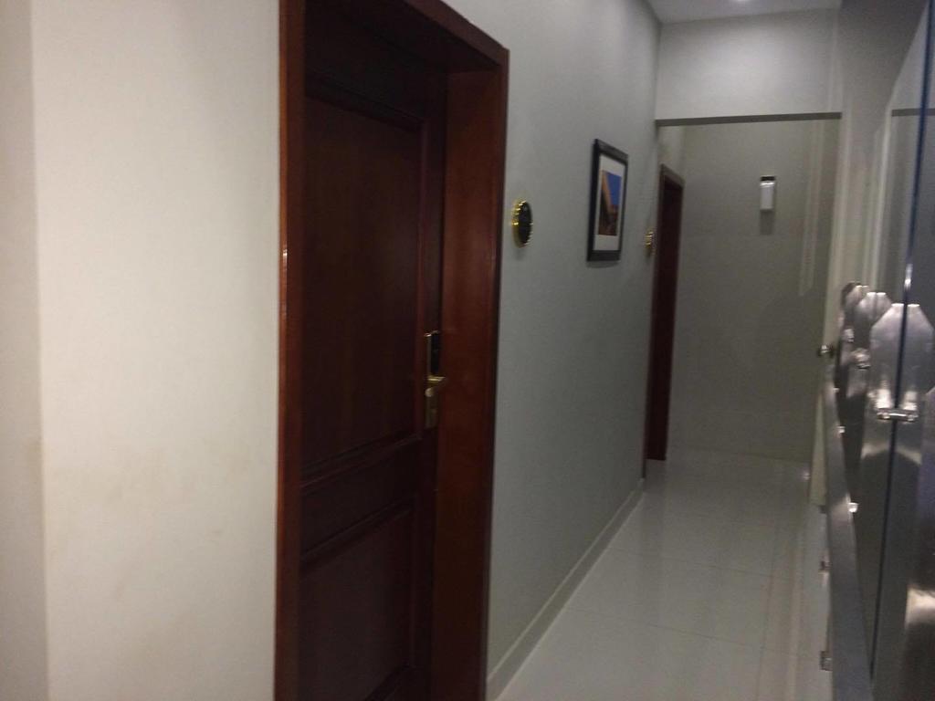 Orchards Cottage Hotel Карачі Екстер'єр фото